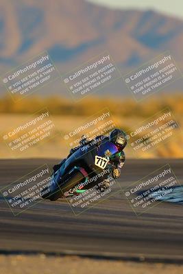 media/Jan-21-2023-CVMA (Sat) [[b9eef8ba1f]]/Race 13 500 Supersport-350 Supersport/